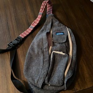 Kavu purse